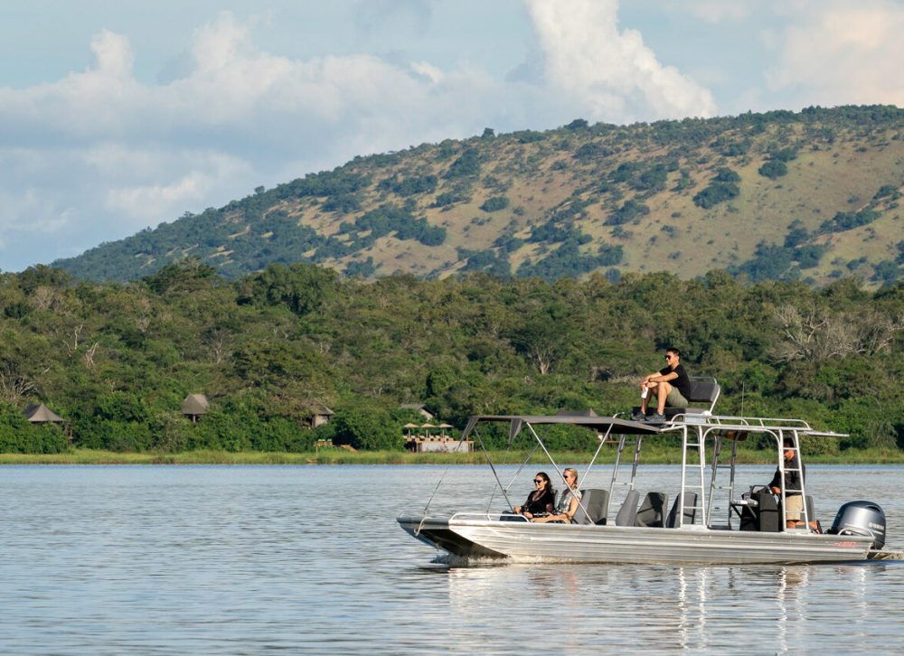 WEB-Boat-Safari-1444x848